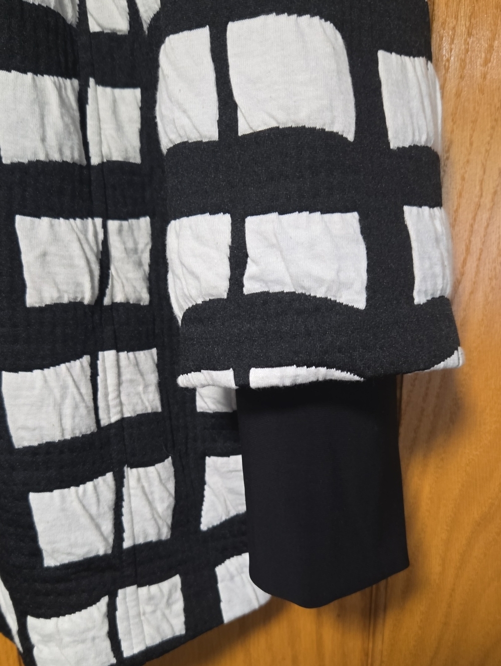 Ali Miles Black and White Windowpane Button Jacket - Picture 4 of 5